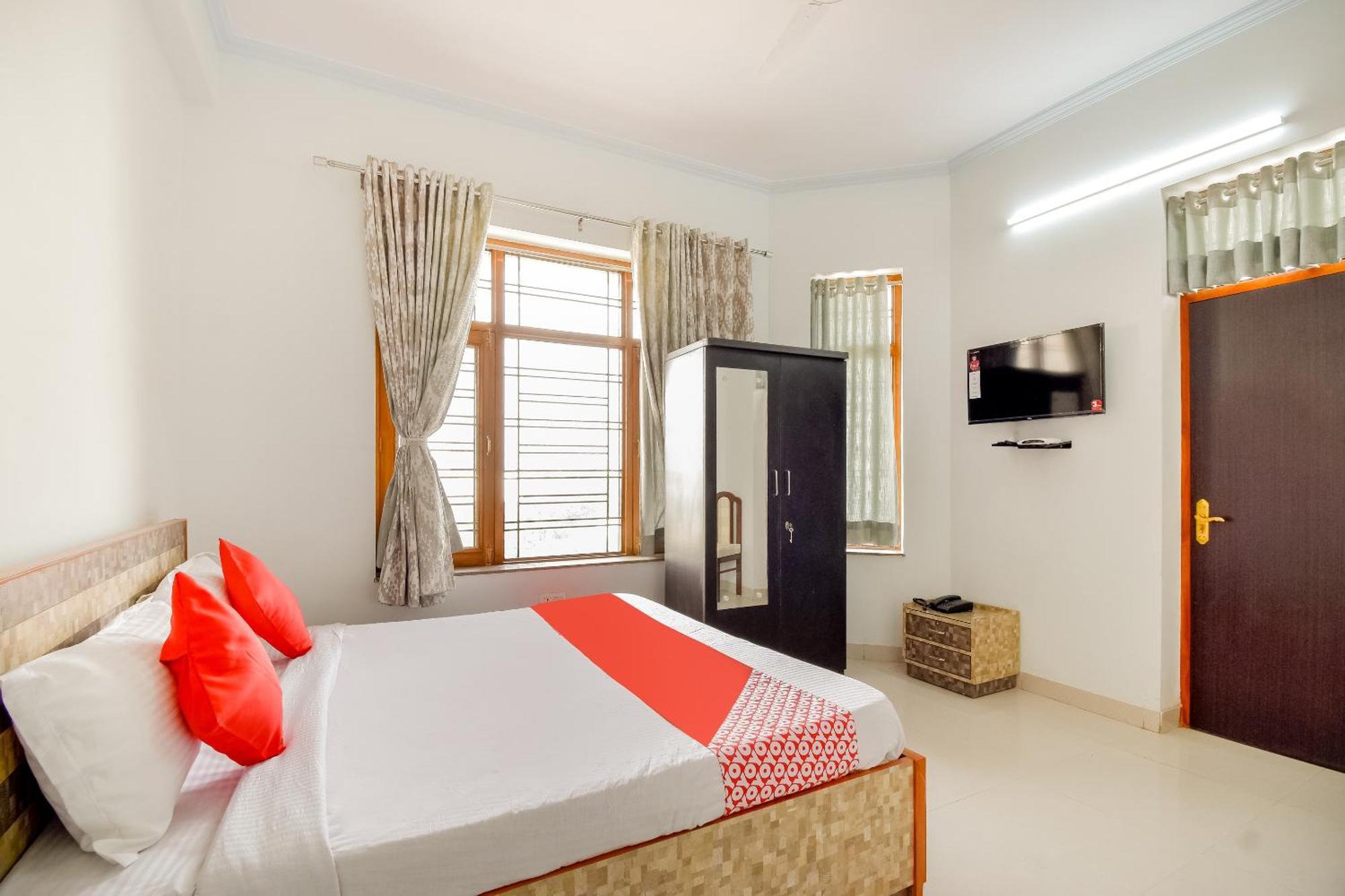 Hotel O Kusum Lodge Pandu Bagian luar foto