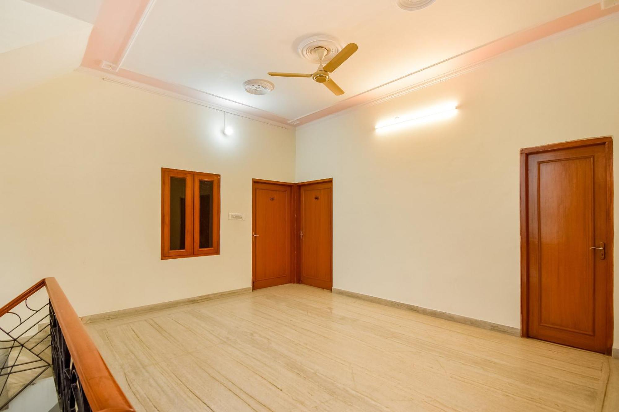 Hotel O Kusum Lodge Pandu Bagian luar foto